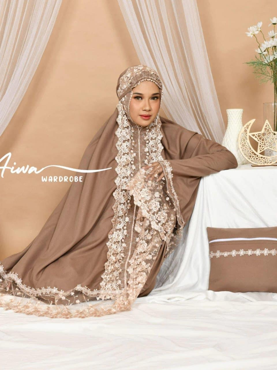 Alyana Lace Prayerwear/ Mukna